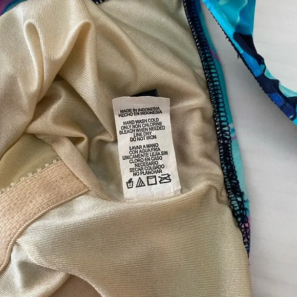 Maxine of Holliwood Women’s One Piece Skirted Swimsuit Blue/Pink Size 12. - Picture 15 of 16